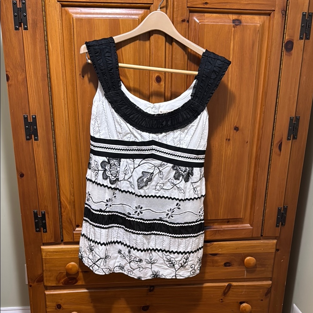 Nanette Lepore Monochrome Embroidered Top